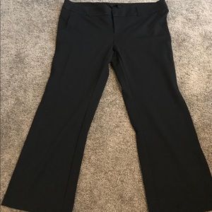 Daisy Fuentes black dress slacks